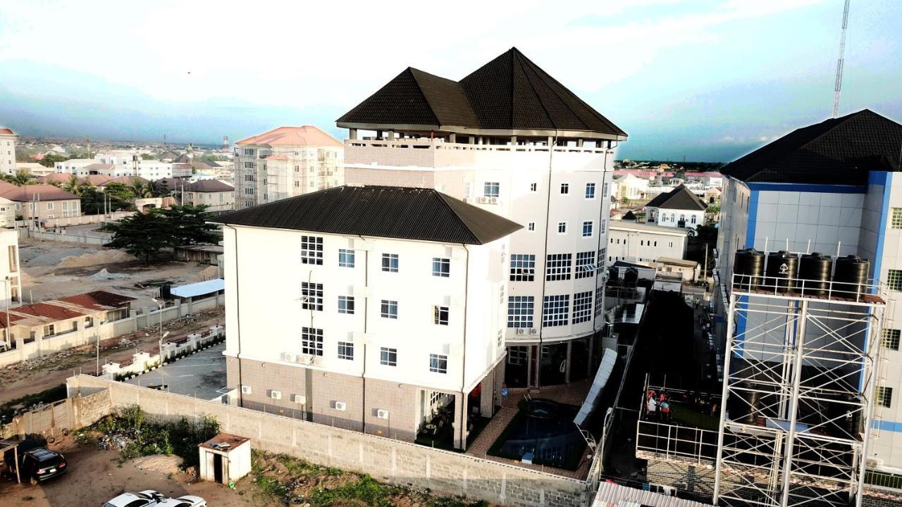 Vacation Villa Hotels And Suites Asaba Exterior photo